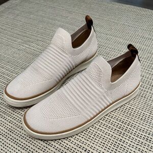 Life Stride Slip-ons